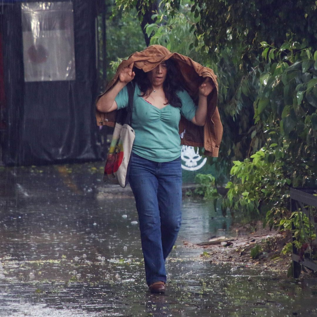 ¿A Qué Hora Lloverá en CDMX, Mañana 24 de Junio?. foto: Cuartoscuro